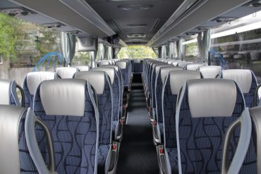 rent-coach-for-trip